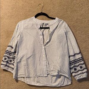 Madewell blouse with embroidery